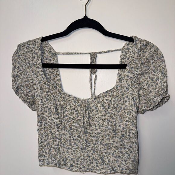 American Eagle Outfitters Blue Floral Puff Sleeve Blouse - Picture 2 of 4